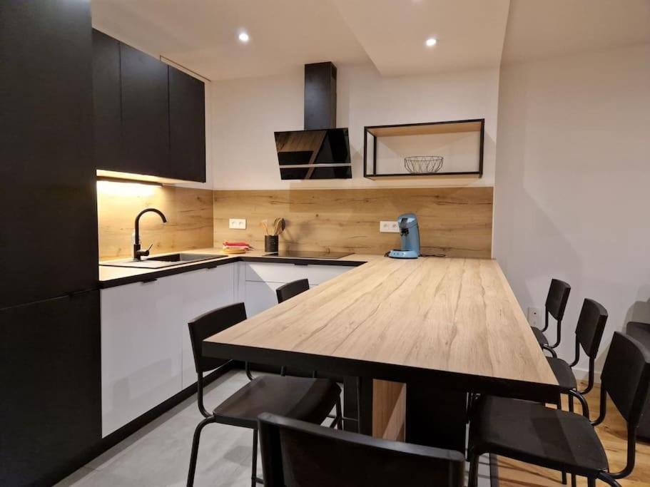 Superbe Charme Et Belle Vue Apartment Annecy Bagian luar foto
