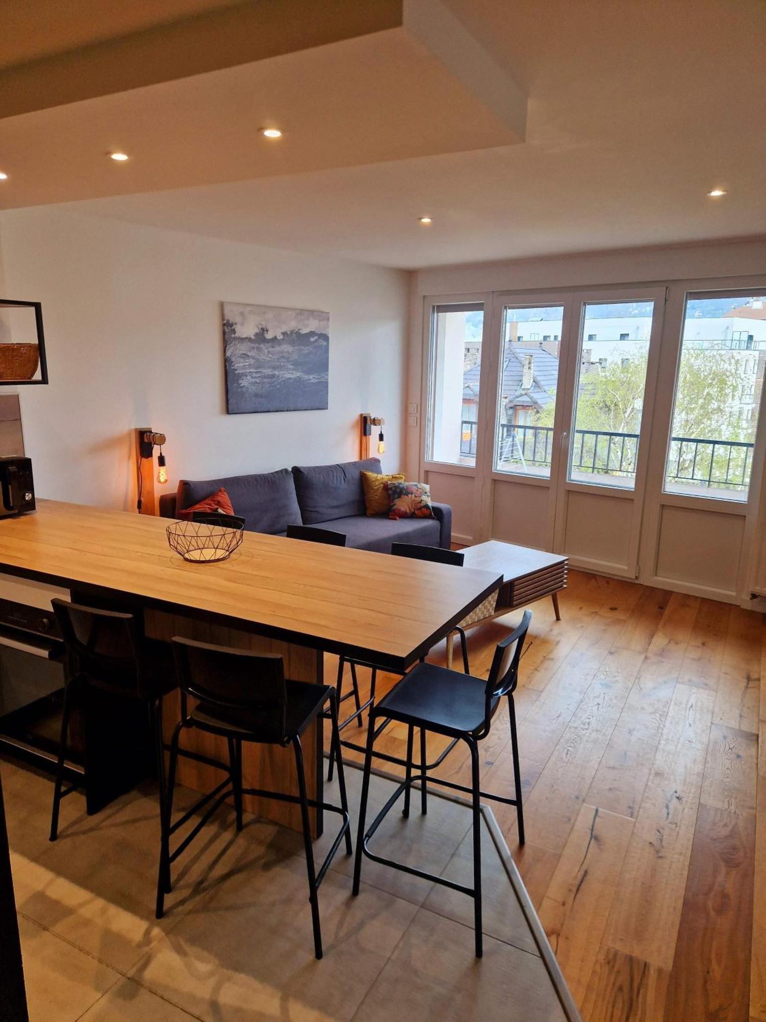Superbe Charme Et Belle Vue Apartment Annecy Bagian luar foto